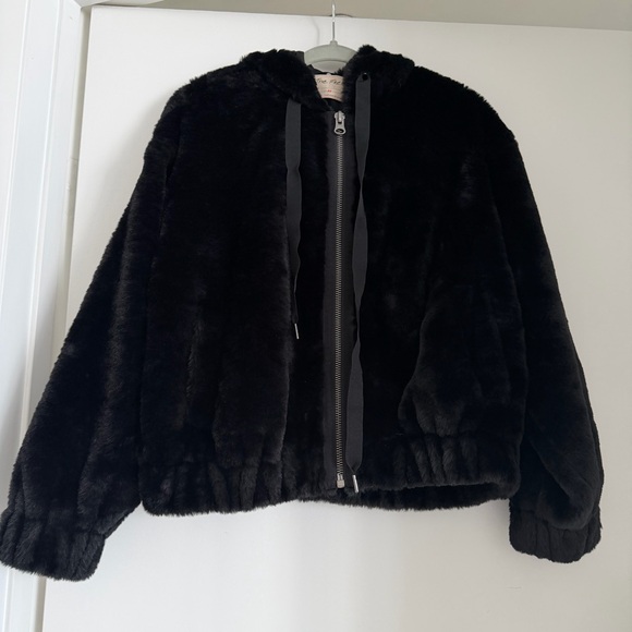 Free People Louder Please Black faux fur zip up hoodie jacket coat - Picture 2 of 4